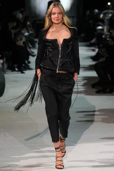 Look 40